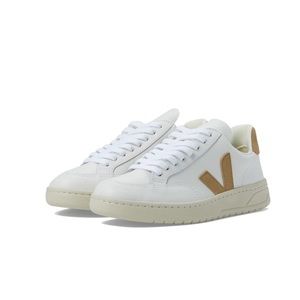 Veja V-12 Sneakers (Extra White/Dune) Size EU35